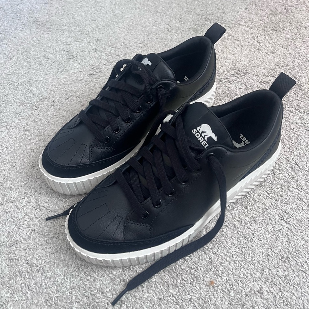 Sorel Women’s ONA AVE Low Platform Sneakers